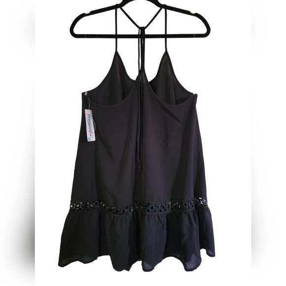 Freshwater Black Tiered Eyelet Cutout Cover Up Dress Size M - Picture 3 of 6